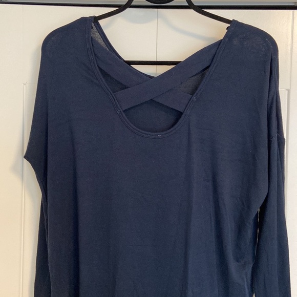 Garage Criss-Cross Back Long-sleeve Light Knit Top | Size S - Picture 3 of 6